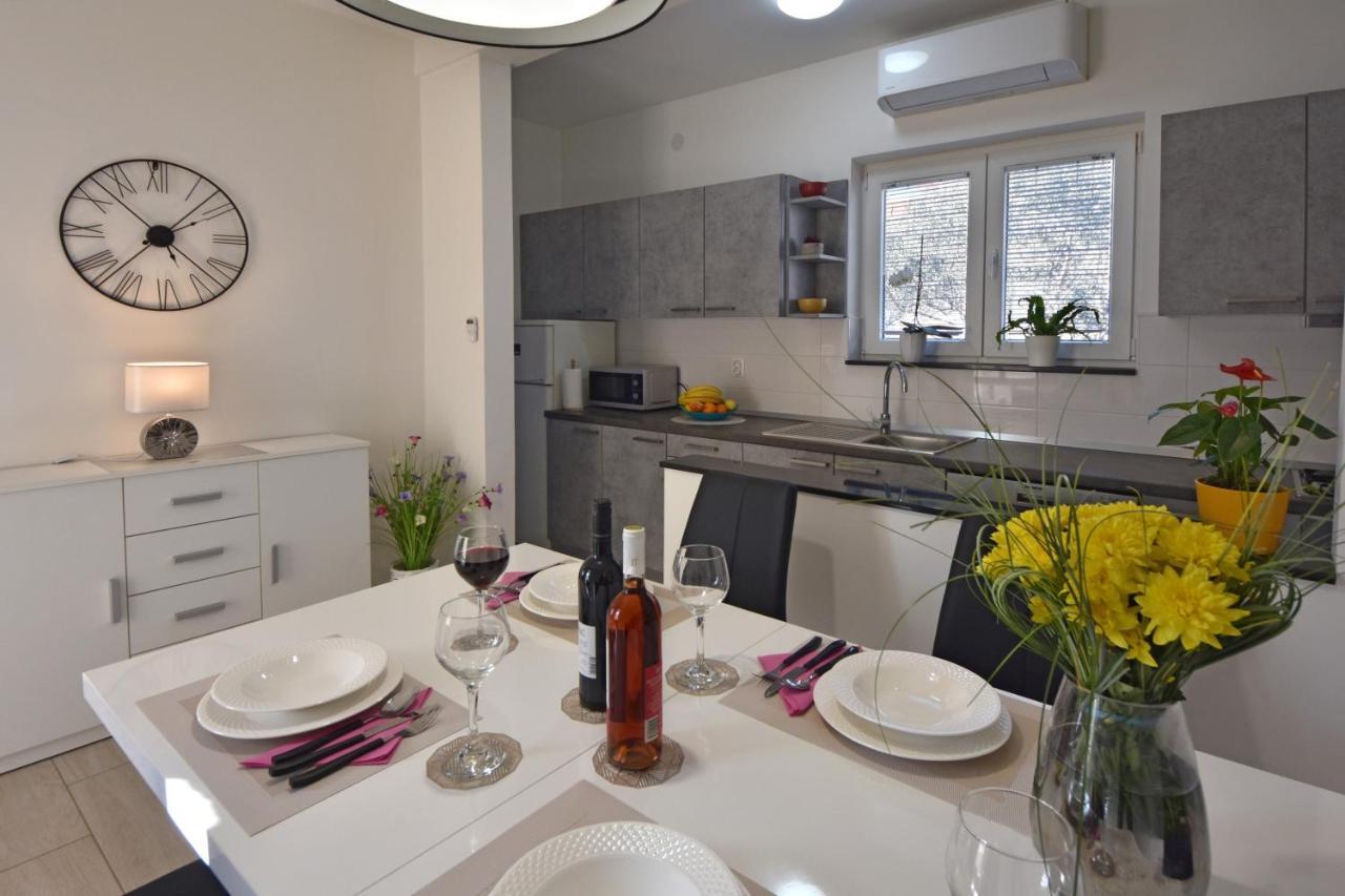 Greenvine Apartment ซาดาร์ ภายนอก รูปภาพ